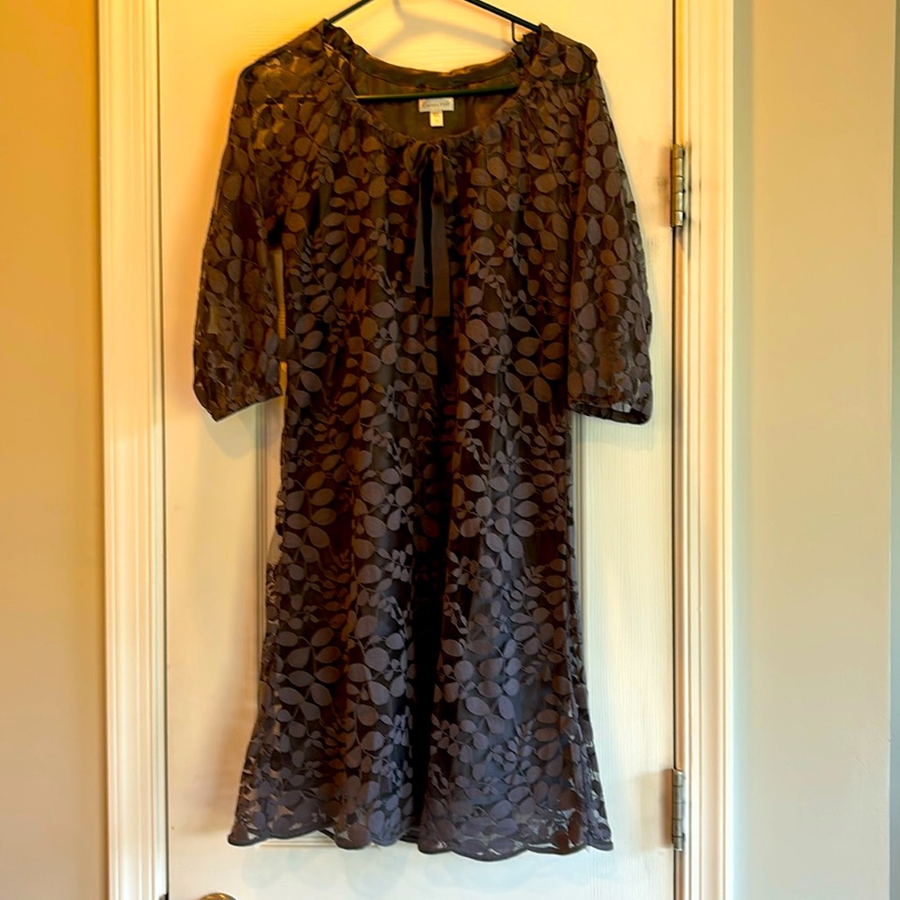 New without tags Silver gray party dress, great length for petites too!